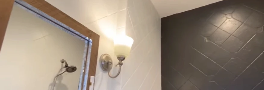Bathroom Painting